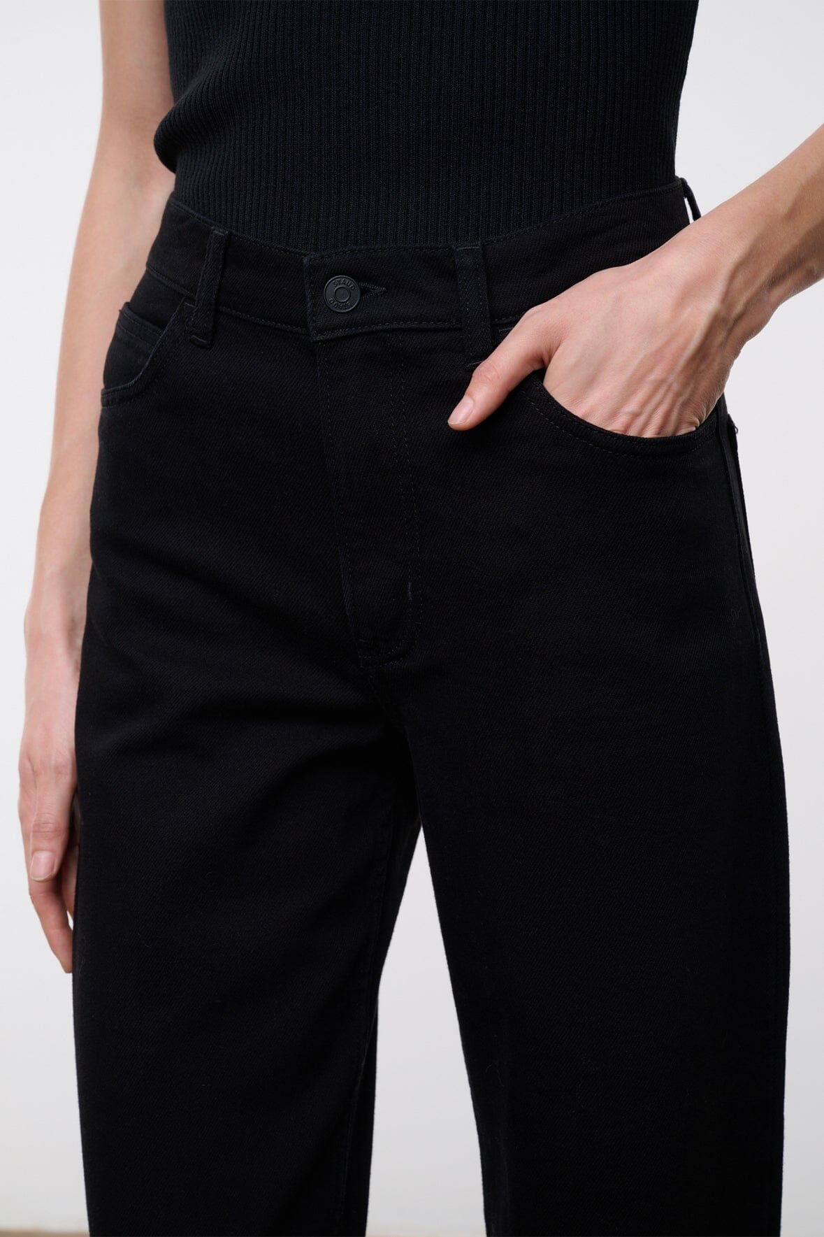 LEO HIGH RISE JEAN | BLACK